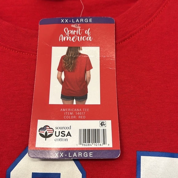 Ladies XXL USA tee NWT reposhing bought thinking it was men’s tee, too big 4 me - Picture 3 of 3
